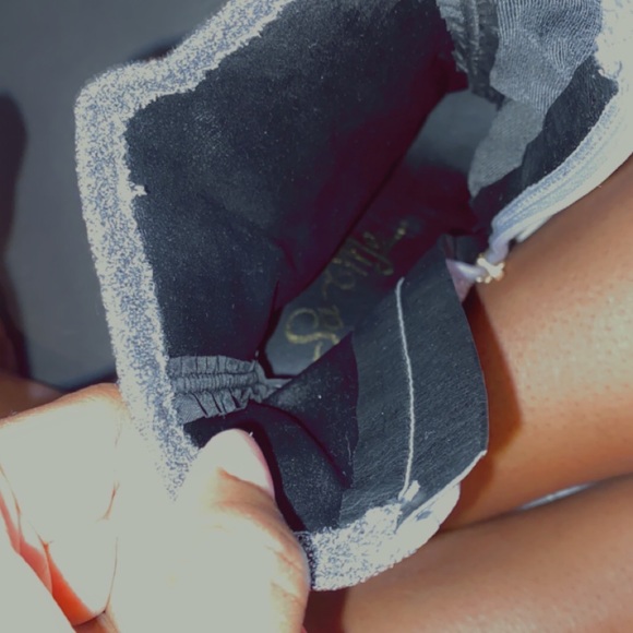 Booties - Picture 6 of 6